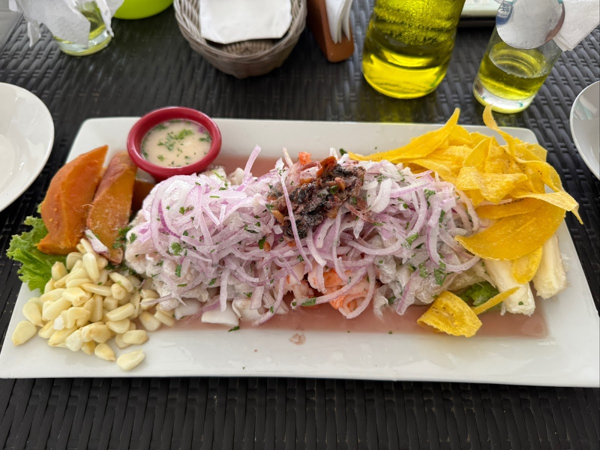 Cevicheria La Fragata D Jhonny-4